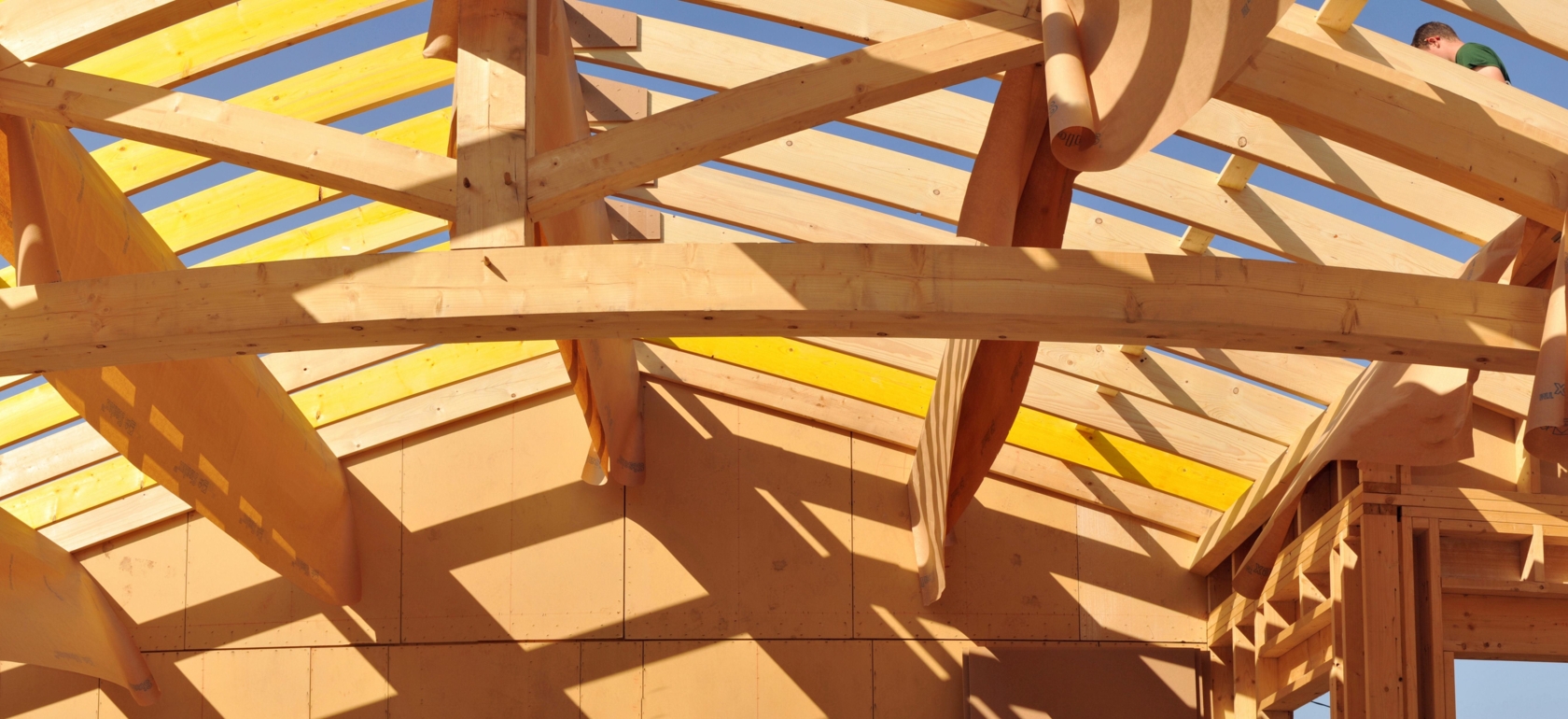 MARCON ANTHONY Charpente - Couverture - Menuiserie - Sciage à façon à Montregard