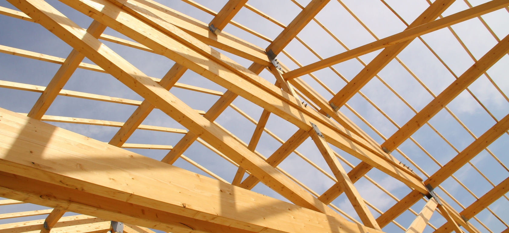 MARCON ANTHONY Charpente - Couverture - Menuiserie - Sciage à façon à Montregard